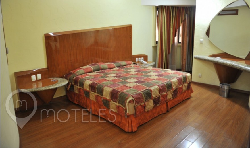 Habitacion Motel Jr. Suite Sauna del Motel Aranjuez Suites & Villas