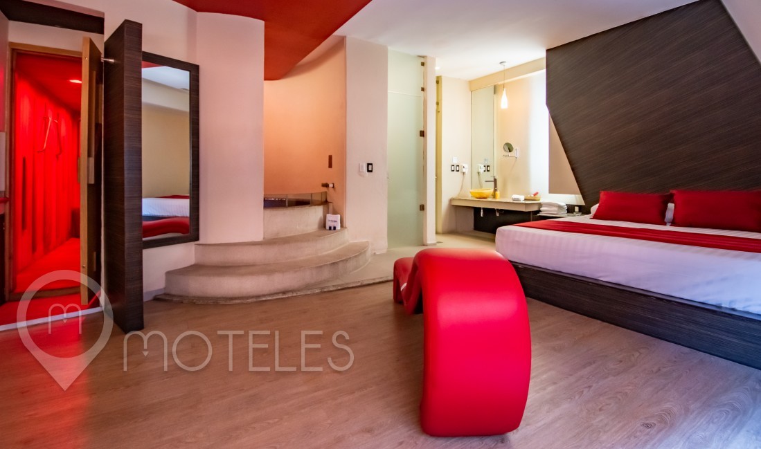 Habitacion Villa Jacuzzi - Red Room del Motel La Moraleja